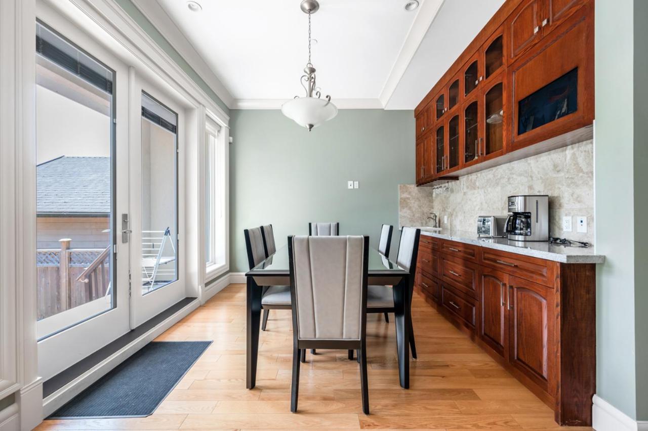 Vancouver Haven: Luxurious Private Bedroom Near Attractions 外观 照片